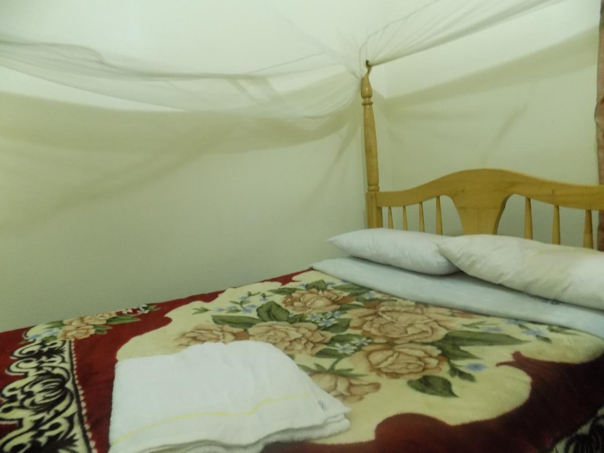 Pride Travellers Hotel Mubende Dış mekan fotoğraf
