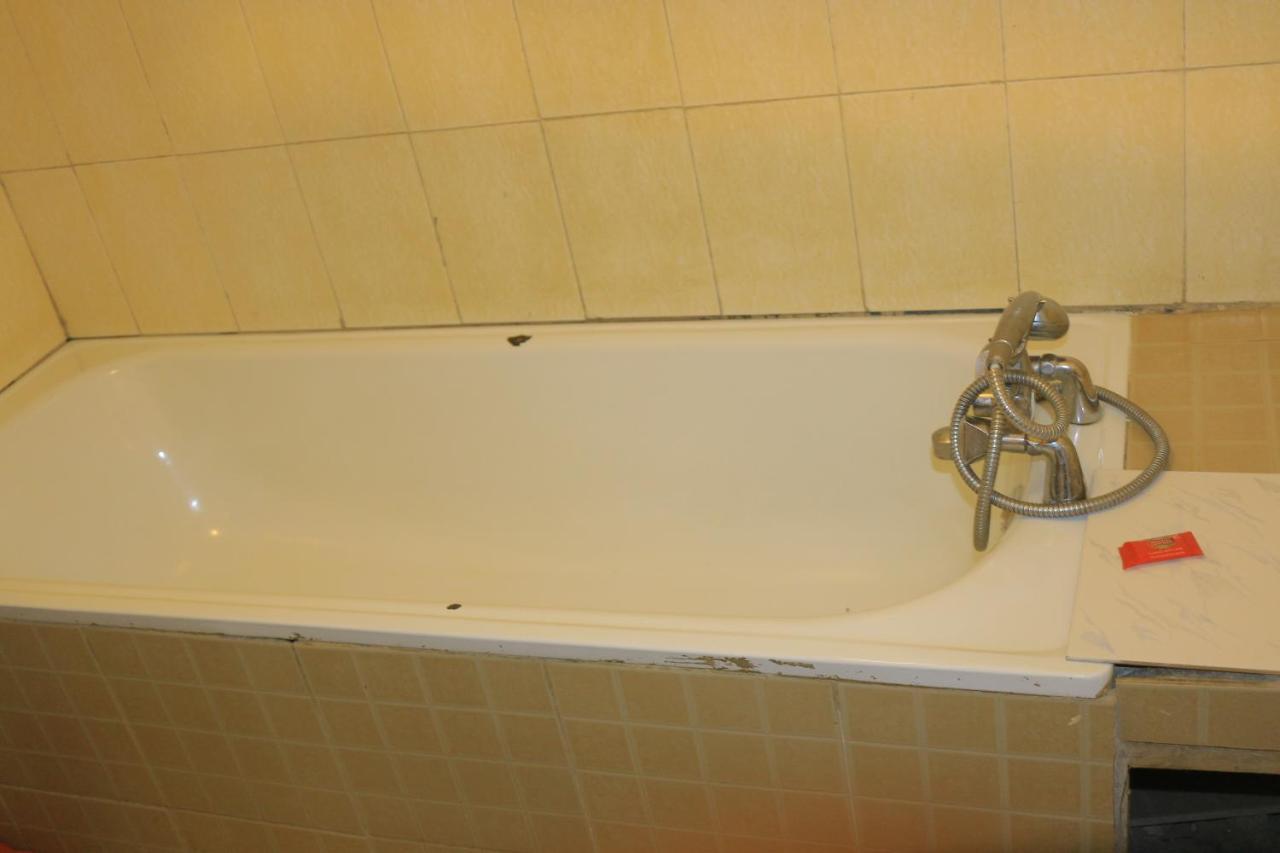 Pride Travellers Hotel Mubende Dış mekan fotoğraf