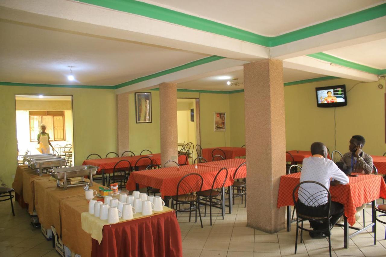 Pride Travellers Hotel Mubende Dış mekan fotoğraf