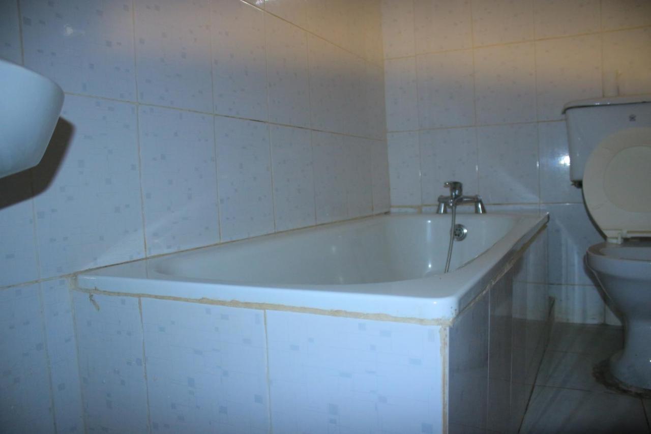 Pride Travellers Hotel Mubende Dış mekan fotoğraf